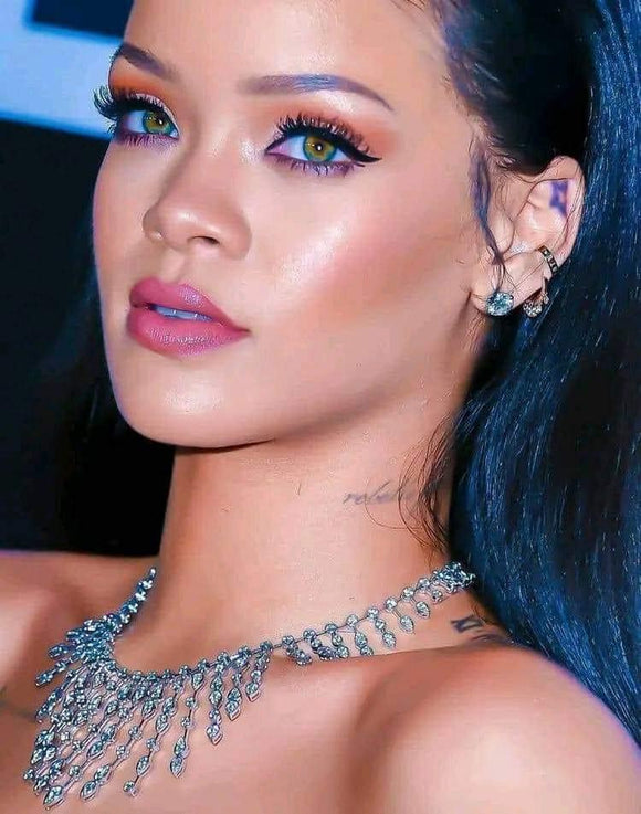 ROBYN RIHANNA FENTY COLLECTION